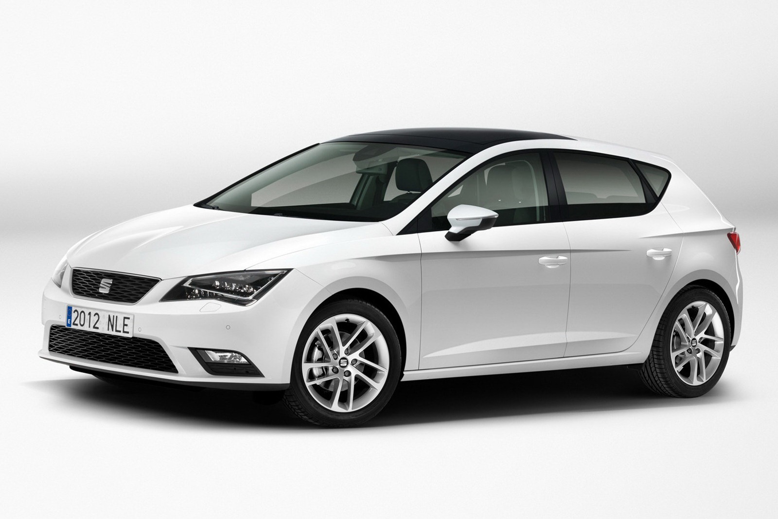 2-13-Seat-Leon%3D-FR-1[2].jpg
