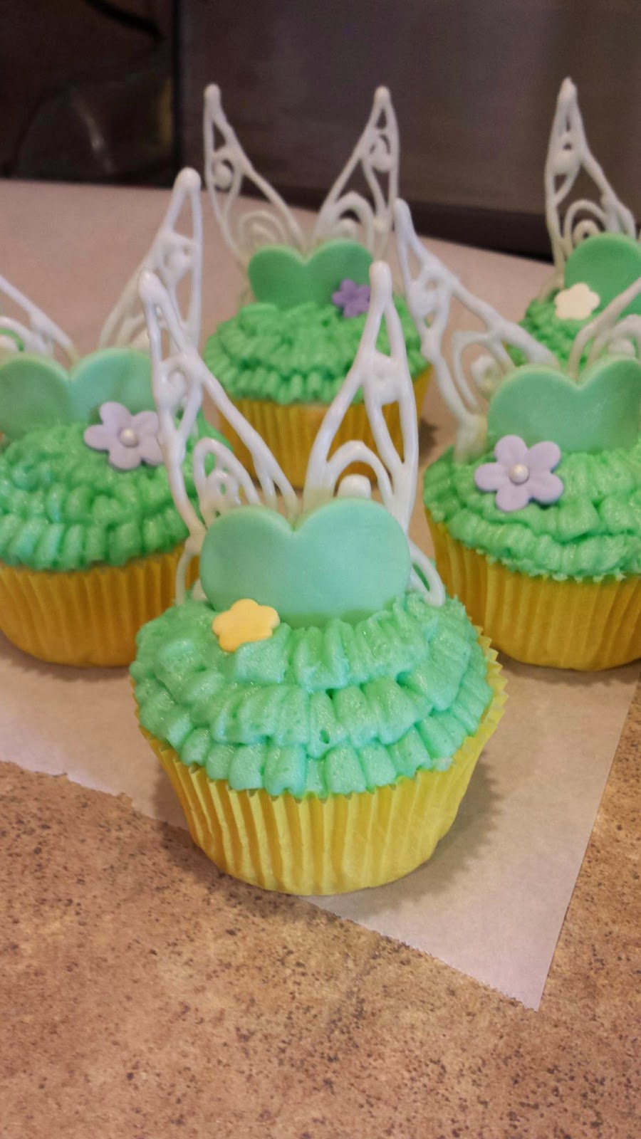 Tinkerbell Cupcakes