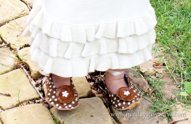 [IMG_2670%255B5%255D.jpg&description=Try-it Tuesday: Reversible Baby Booties')]