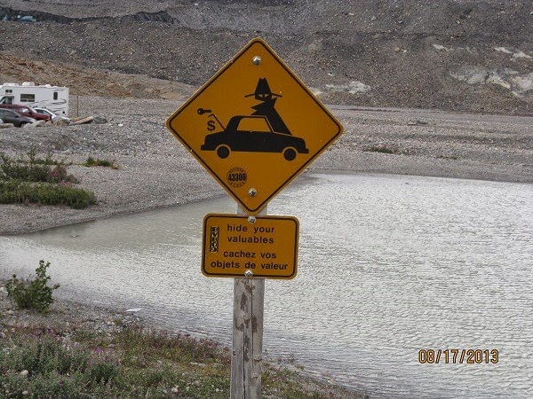 [another-unusual-sign4.jpg]
