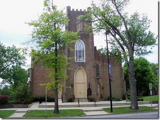 Front view of the Danville Presbyterian Church on Main Street