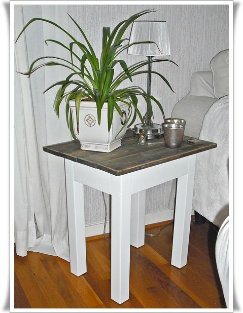 [Hj%25C3%25B8rnebord%255B1%255D.jpg]