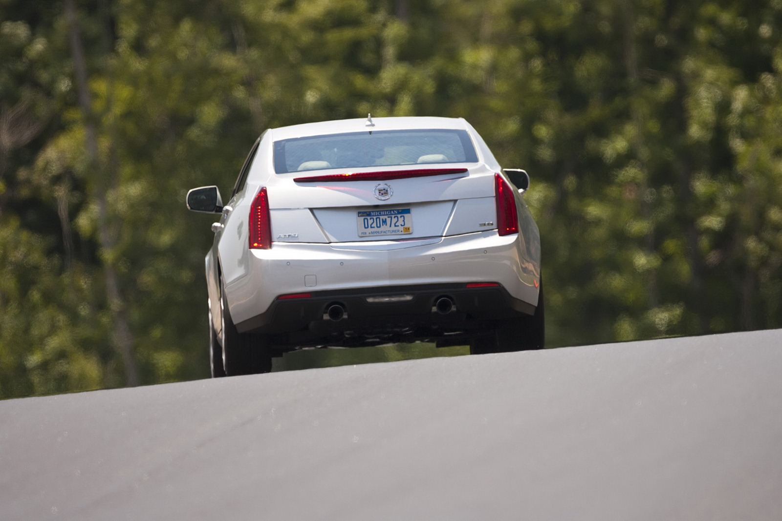 [2013-Cadillac-ATS-69%255B2%255D.jpg]