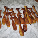 Kantklosjes; gebakken door Miep kantkring nov. 2005.jpg