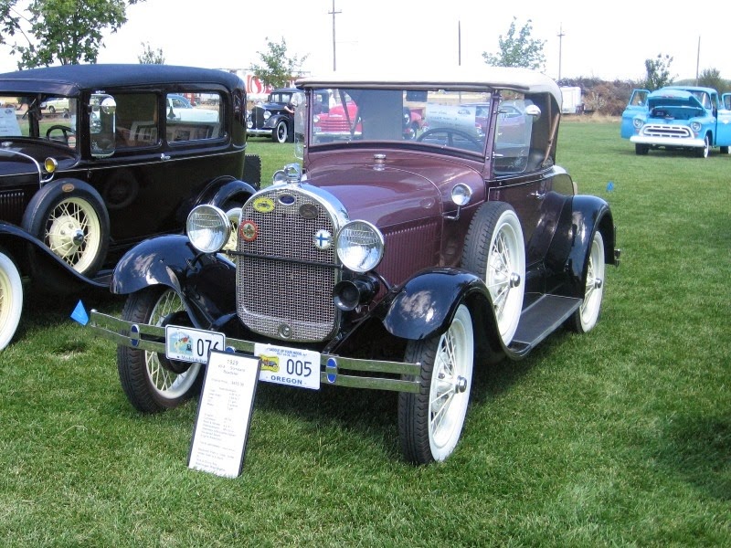 [IMG_8086-1929-Ford-Model-A-10-A-Stan%255B2%255D.jpg]
