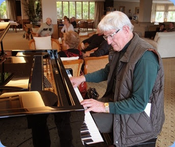 Bennie Gunn gave a recital on the grand piano during the lunch break. Photo courtesy of Dennis Lyons