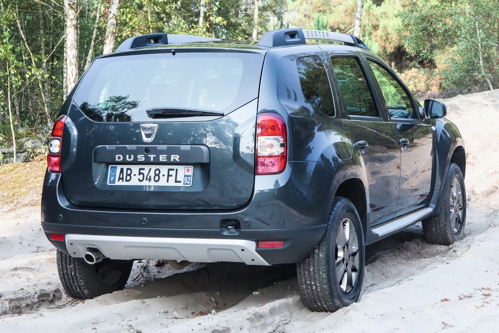 [Dacia-Duster-Facelift-3%255B2%255D.jpg]