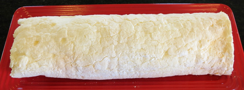 [Peppermint%2520Angel%2520Food%2520Cake%2520Roll%25202%255B4%255D.jpg]