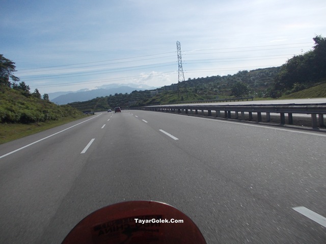 [DSCN29722.jpg]