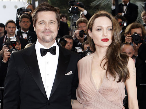 Atriz Angelina Jolie mulher do ator Brad Pitt, não é muito chegada a um banho e nem de escover os dentes, relata fonte a revista americana Star.