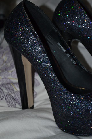 [glitter%2520shoes%2520008%255B3%255D.jpg]