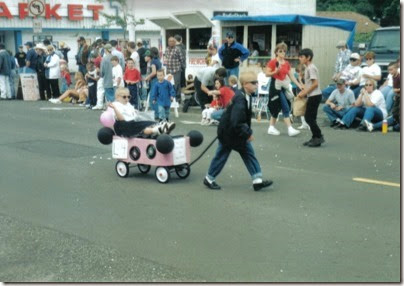 05 Kids in the Clatskanie Heritage Days Parade on July 4, 1999