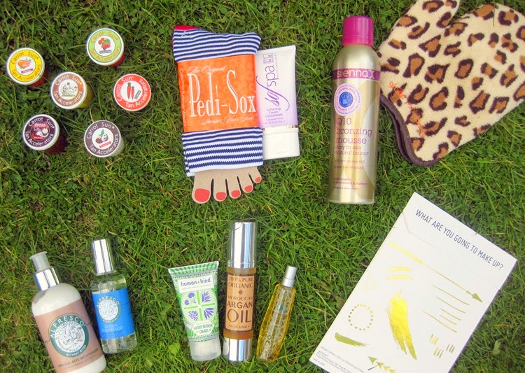 Summer Beauty Essentials: Pedi Sox, Glove Your Body, Alfresco Insect Repellent, Mr Kate Beauty Marks