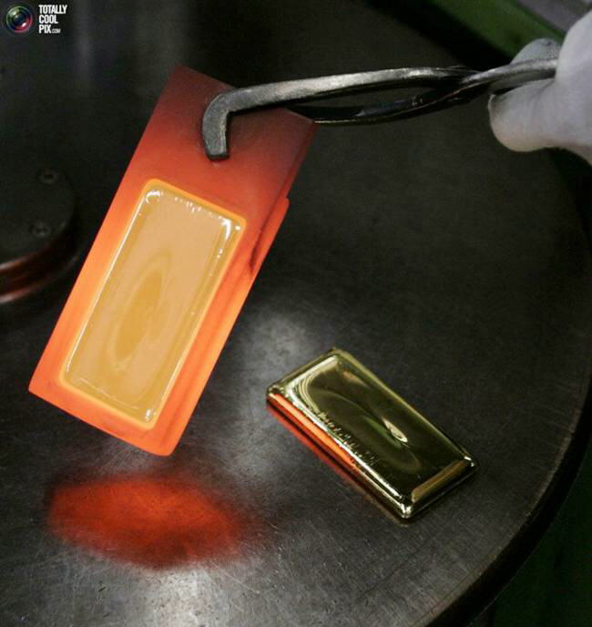Gold, most beautiful metal in various shapes