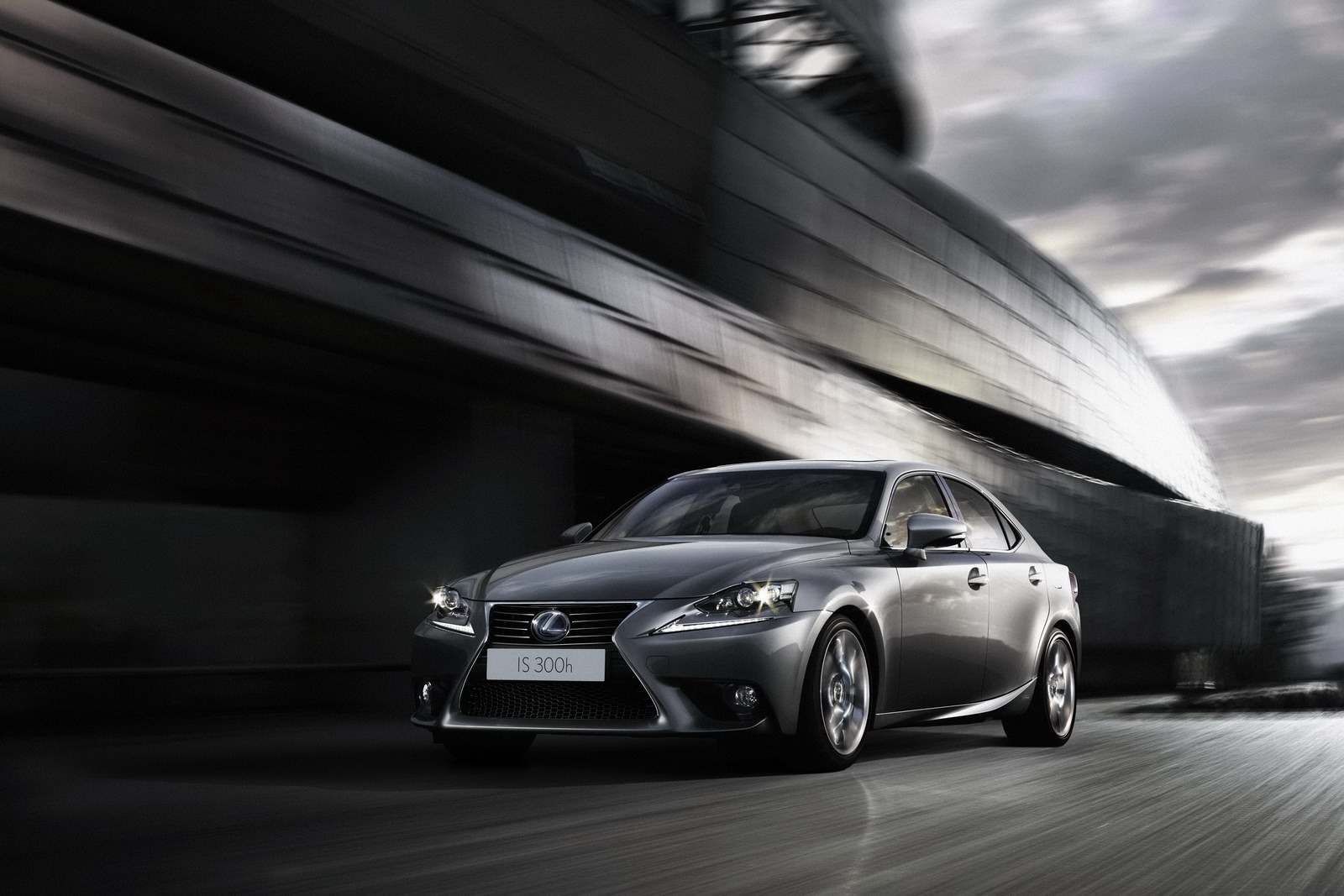 [Lexus-IS-300h-6%255B2%255D.jpg]