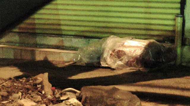 [Poor%20Afrikaners%20Pretoria%20Streets%20Sleeping%20in%20Plastic%20Bag%5B9%5D.jpg]