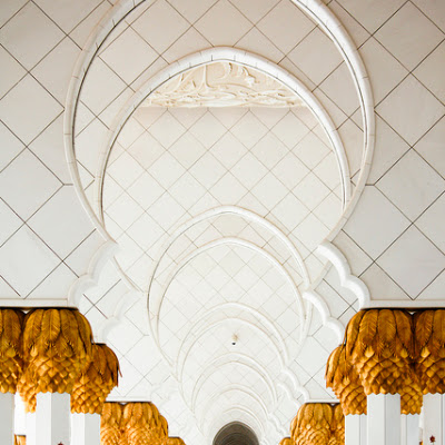 Sheik Zayed Mosque. Abu dhabi, UAE. I just noticed the cctv on the ceiling... Very high tech mosque indeed.<br> © <br>Photo selected by <a href="http://bitofinspiration.com"> bitofinspiration.com</a>. <br>For link to original source visit <a href="http://www.flickr.com/photos/52692977@N06/5202479968" >flickr </a> 5202479968.jpg