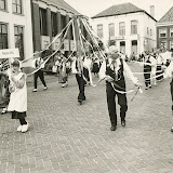 Markt jaren 80-90 Folklloristisch Euregio Dansfestival.jpg