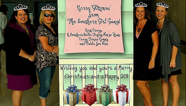 [Merry%2520Glitzmas%255B32%255D.jpg]