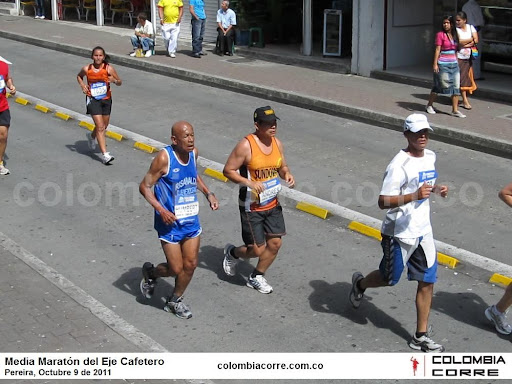 media maraton del eje cafetero 2011