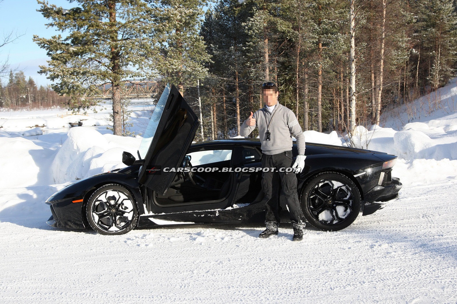 [Lamborghini-Aventador-LP700-4-Crash-16%255B3%255D.jpg]