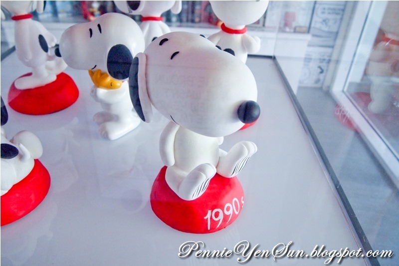 [CharlieBrownCafe292.jpg]