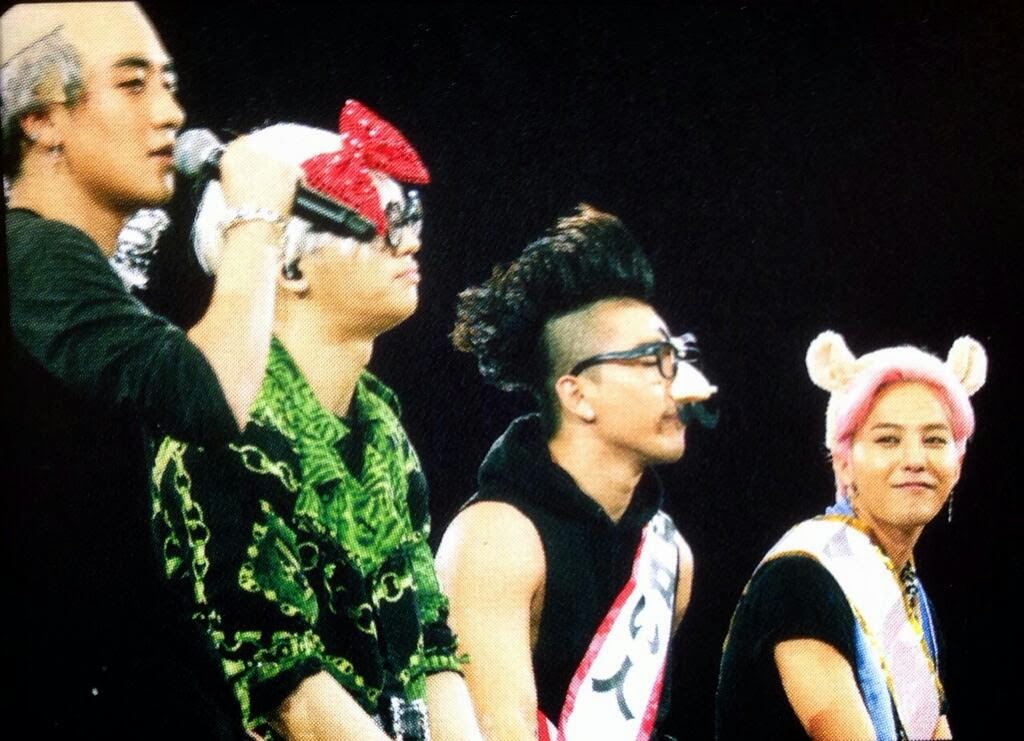Big Bang - VIP Japan Fanclub Event - 2012 - Fantastic Babys Photobook - YoooouBB - 02.jpg