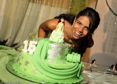 Album (digital) de fotos de Mayara Espíndola. Fotografias digitais do fotógrafo profissional Junior Pereira que faz fotos de casamento, fotos 360°, fotos de 15 anos, fotos de eventos sociais, fotos de campanhas publicitárias e books fotográficos em Recife, Pernambuco (PE) e outras cidades do Nordeste. fotos casamento pe recife 360° de foto e video brasil 360 pernambuco festa br para casamentos fotografia alianças noivado fotografica lua mel bebes