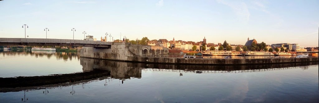 [DSC07493%2520Stitch%2520%25281300x420%2529%255B6%255D.jpg]