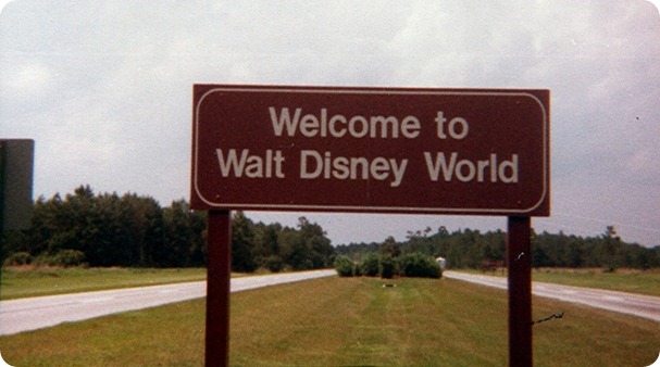 WDWroadsign_thumb%25255B5%25255D.jpg