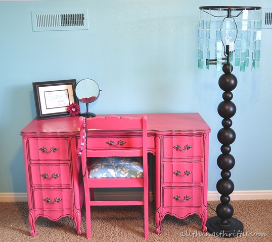 [Refinished%2520Pink%2520Desk%255B5%255D.jpg]