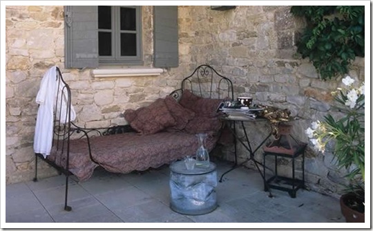 Luxury-villa-france-provence-notre-dame-14 Luxury-villa-france-provence-notre-dame-14