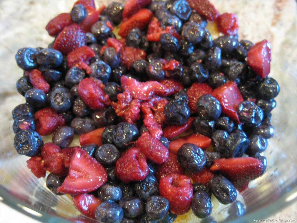[berry%2520layer%2520bottom%2520of%2520trifle%255B8%255D.jpg]