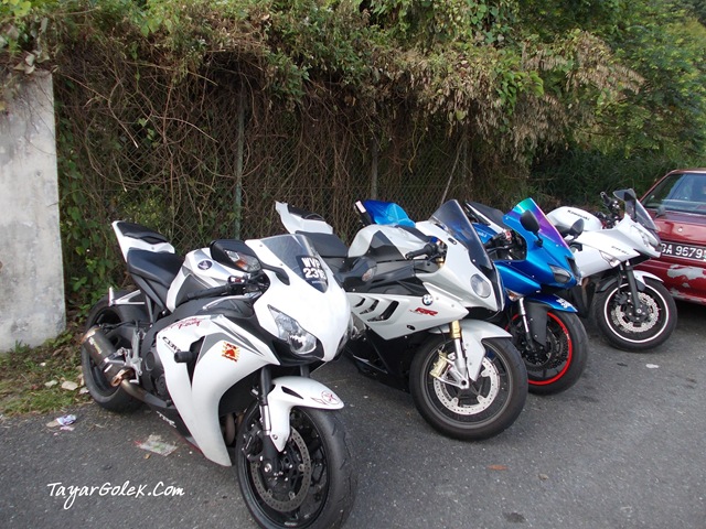 [DSCN01932.jpg]