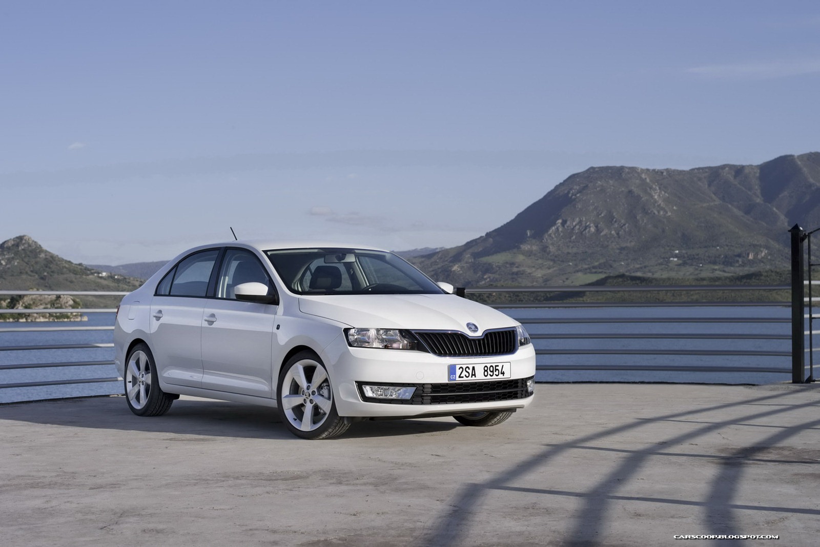 [2013-Skoda-Rapid-61%255B2%255D.jpg]