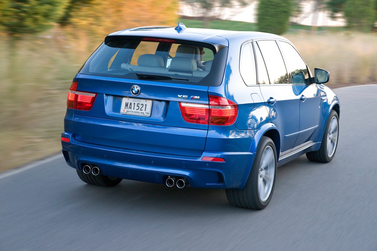[BMW-M-5%255B2%255D.jpg]