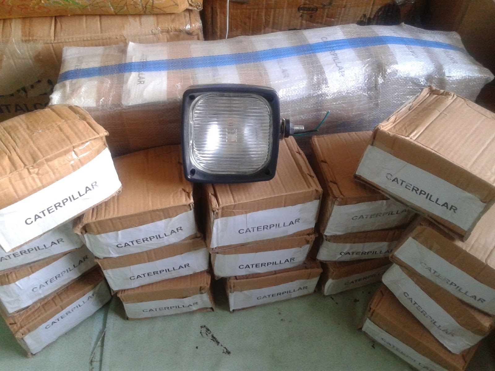 dedi idris lelangan headl lu sorot tembak 24v 70w dedi idris lelangan headl lu sorot tembak 24v 70w