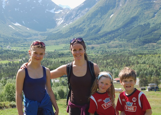 [Familietur%2520til%2520Eitrefjell%2520020%255B2%255D.jpg]