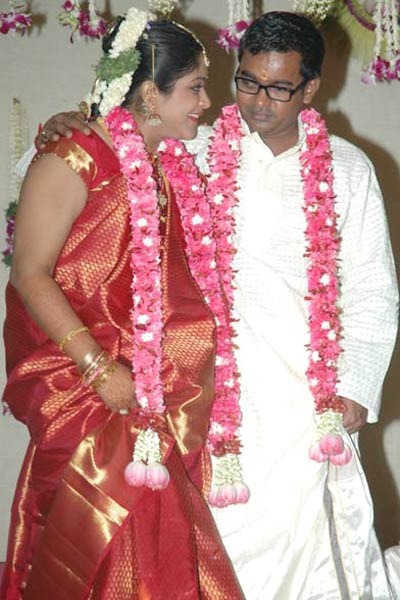 [selva%2520raghavan%2520gitanjali%2520wedding4%255B3%255D.jpg]
