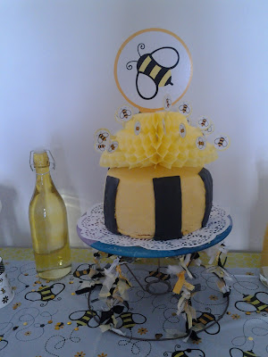 Sweet table Bumblebee party : anniversaire Thème abeille