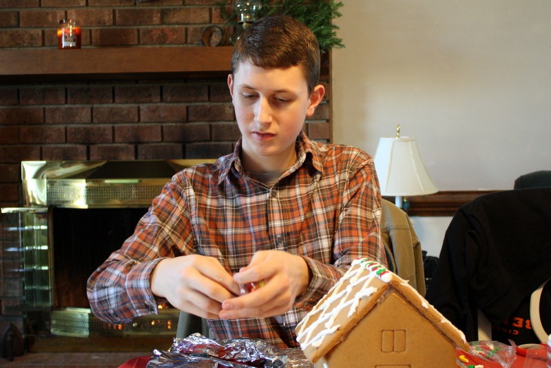 [Gingerbread%2520Party%25202011%2520015%255B3%255D.jpg]