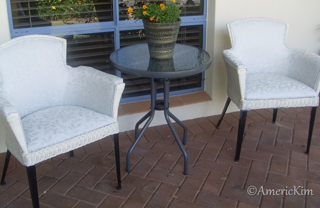 [new%2520chairs%255B4%255D.jpg]
