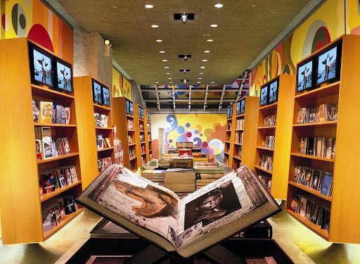 Many of Taschen's coffee table books weigh well over 10 lbs! But they always have a few on display for easy browsing.