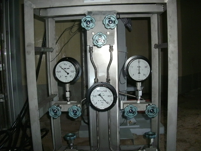 Temporary reactor pressure indicators at Fukushima Daiichi Nuclear Power Station, 3 June 2011. Location: North side of the 1st floor of the reactor building, Unit 1. TEPCO