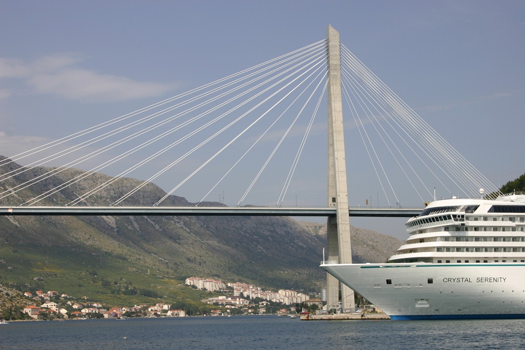 [Croatia%2520Online%2520-%2520Dubrovnik%2520Bridge%255B4%255D.jpg]