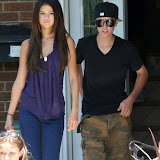 Selena Gomez With Justin Biebers Family