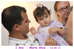 Fotos do evento Maria Alice  (01 ano) - 16.09.11. Foto numero 04 da Social Click Fotografia Digital, do Rio de Janeiro, RJ, que faz fotos divertidas, fotos malucas, fotos com fantasias, fotos na hora, fotografia maluca, fotografia divertida com molduras personalizadas. fotos divertidas malucas foto maluca animadas animado rj rio de janeiro divertida fantasia animada engraçadas 15 anos debutante noivos casamentos