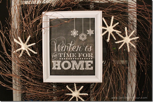 Chalkboard Printable Winter Wreath from Setting for Four #diy #wreath
