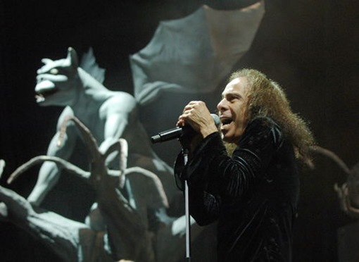 20100518121332-20091211110301-admphotos319636-ronnie-james-dio-of-thumb.jpg 20100518121332 20091211110301 admphotos319636 ronnie james dio of thumb