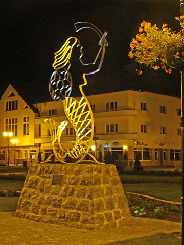 [DSC062852.jpg]